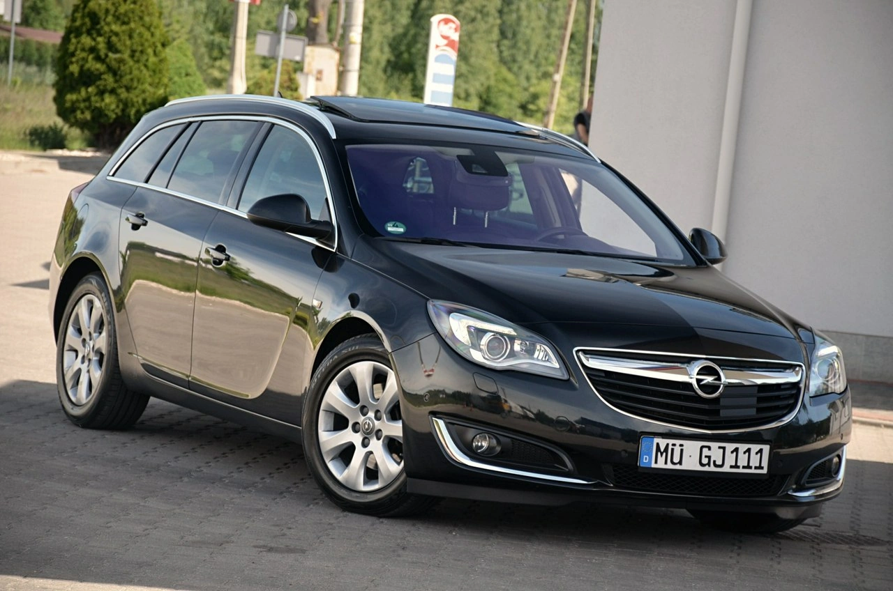 Opel Insignia Sports Tourer - Zdjęcie 2