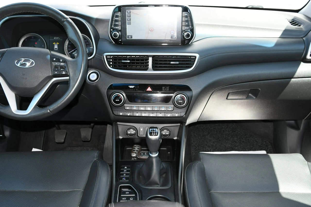 Hyundai Tucson - Zdjęcie 22