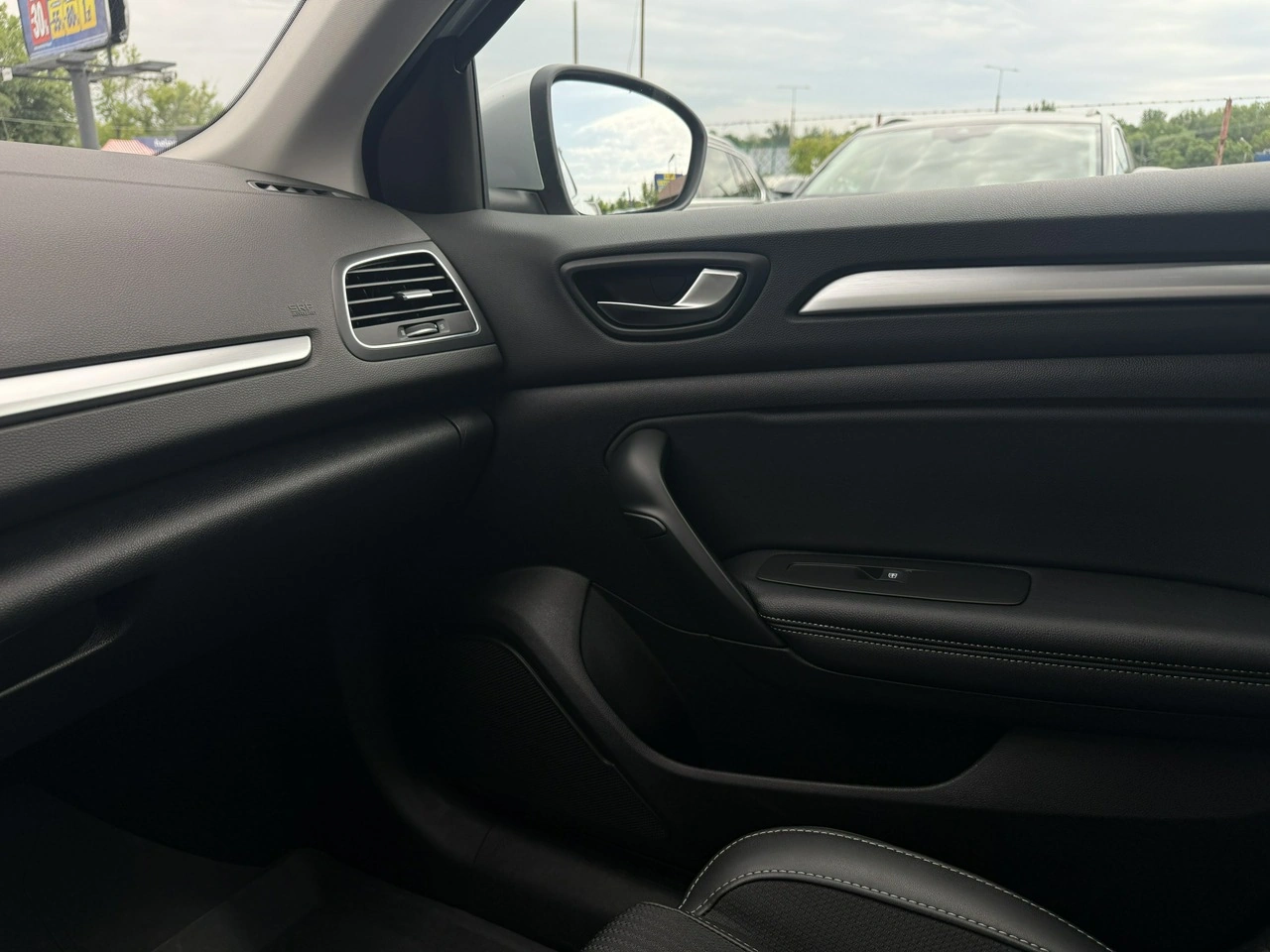 Renault Megane - Zdjęcie 31