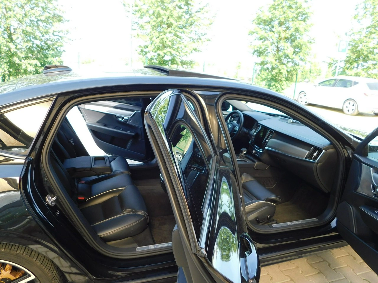 Volvo S90 - Zdjęcie 10