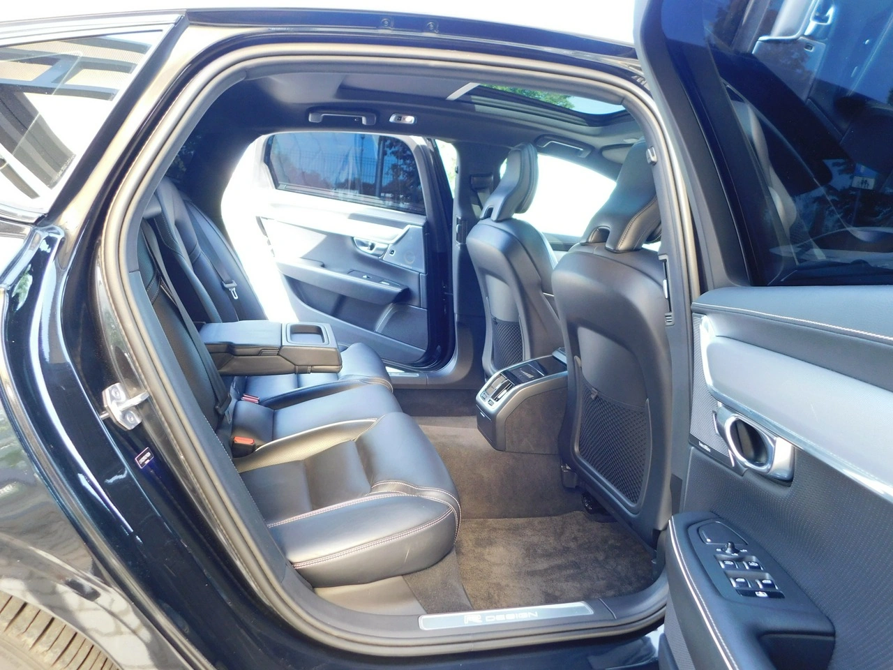 Volvo S90 - Zdjęcie 11