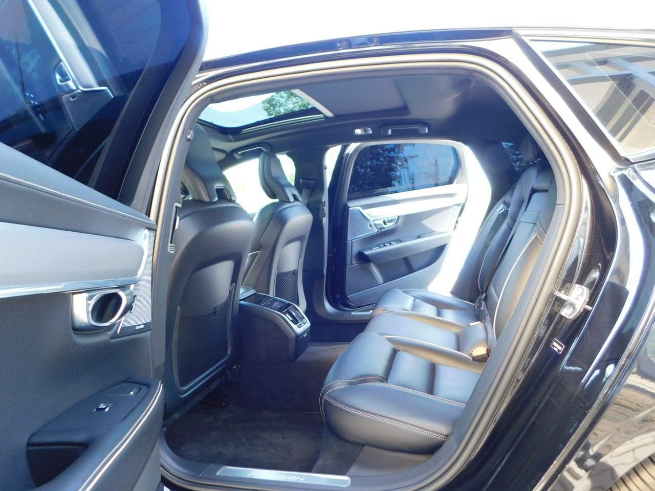 Volvo S90 - Zdjęcie 14