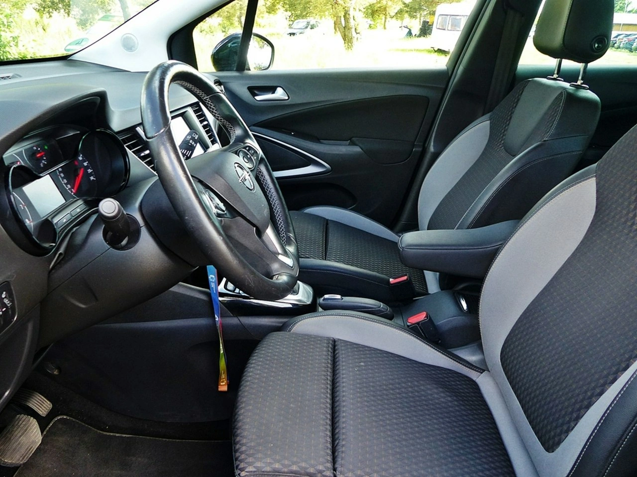 Opel Crossland X - Zdjęcie 19