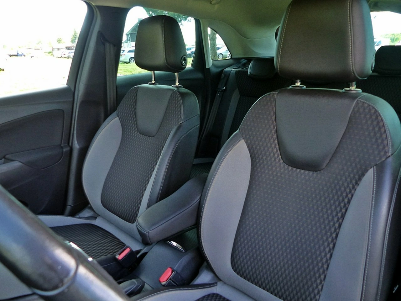 Opel Crossland X - Zdjęcie 20