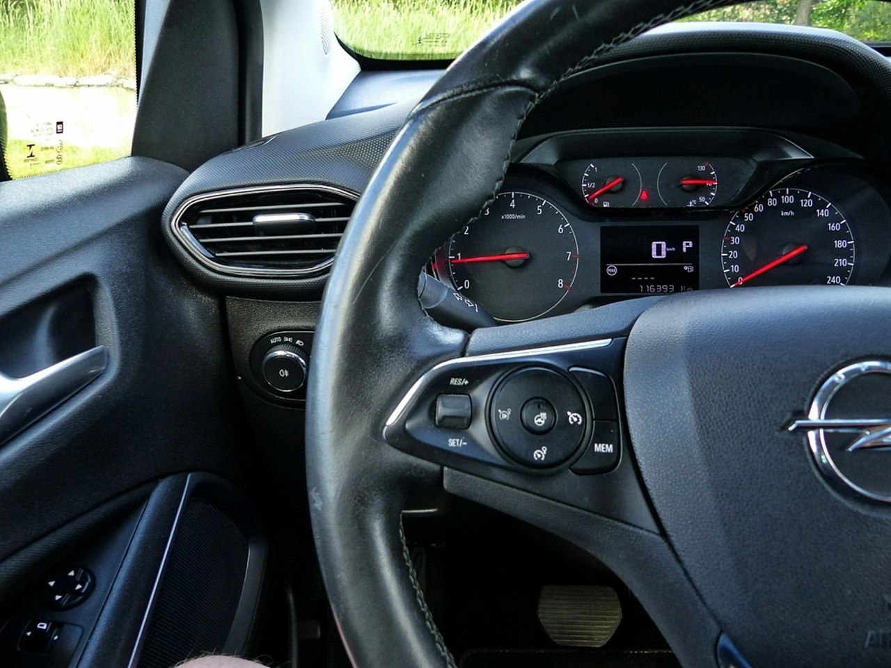Opel Crossland X - Zdjęcie 30