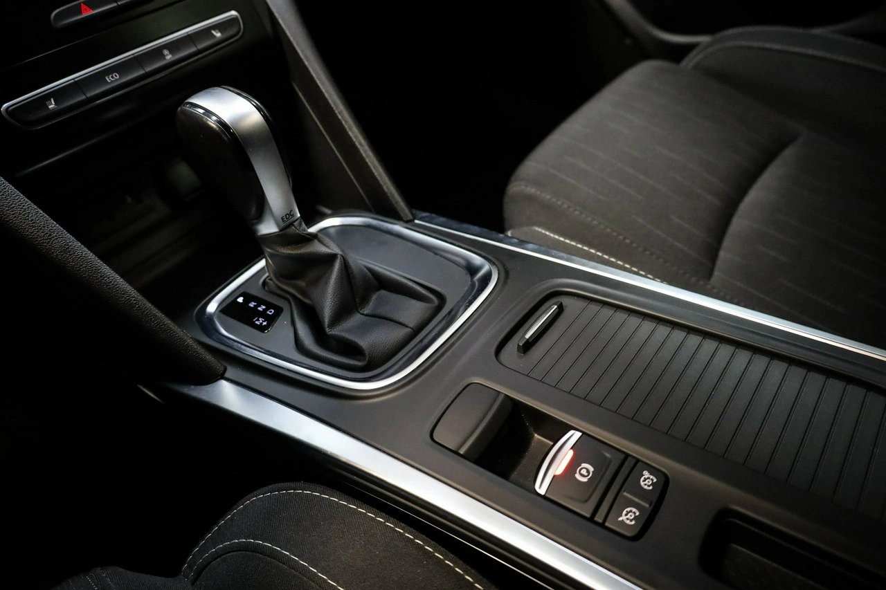 Renault Megane - Zdjęcie 19