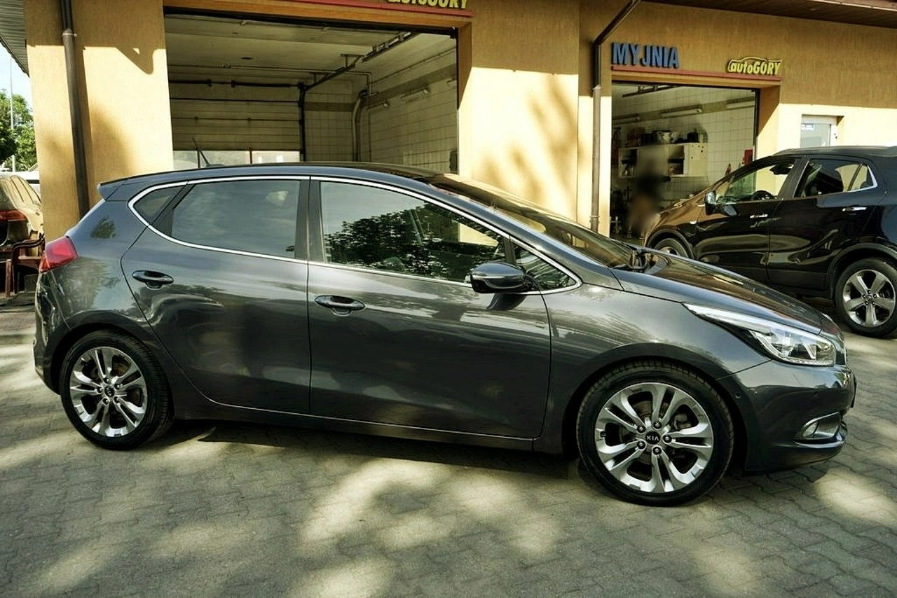 Kia Ceed - Zdjęcie 13