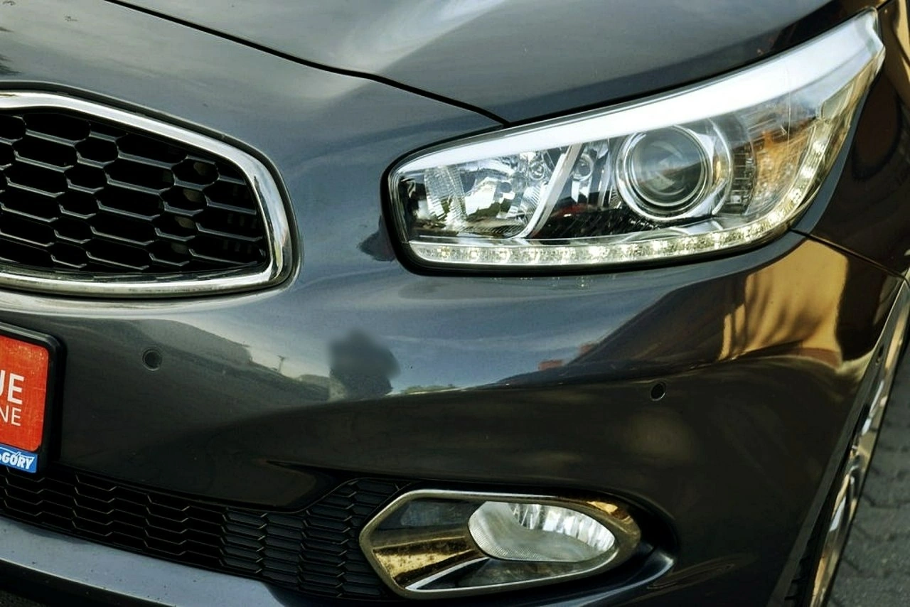 Kia Ceed - Zdjęcie 14