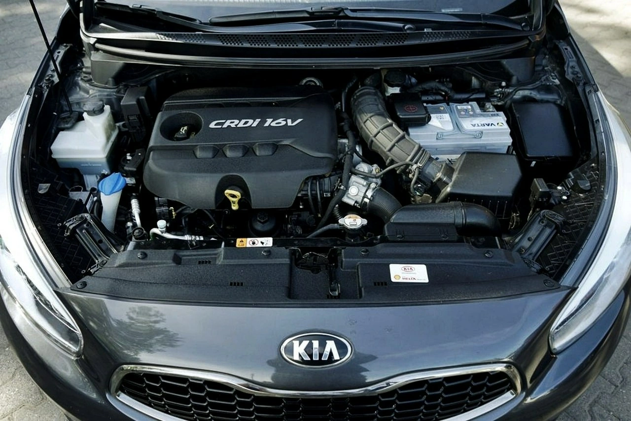 Kia Ceed - Zdjęcie 16