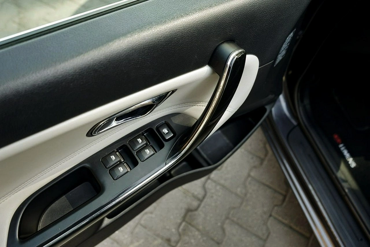 Kia Ceed - Zdjęcie 17