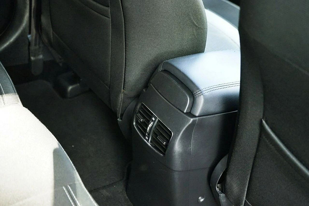 Kia Ceed - Zdjęcie 24