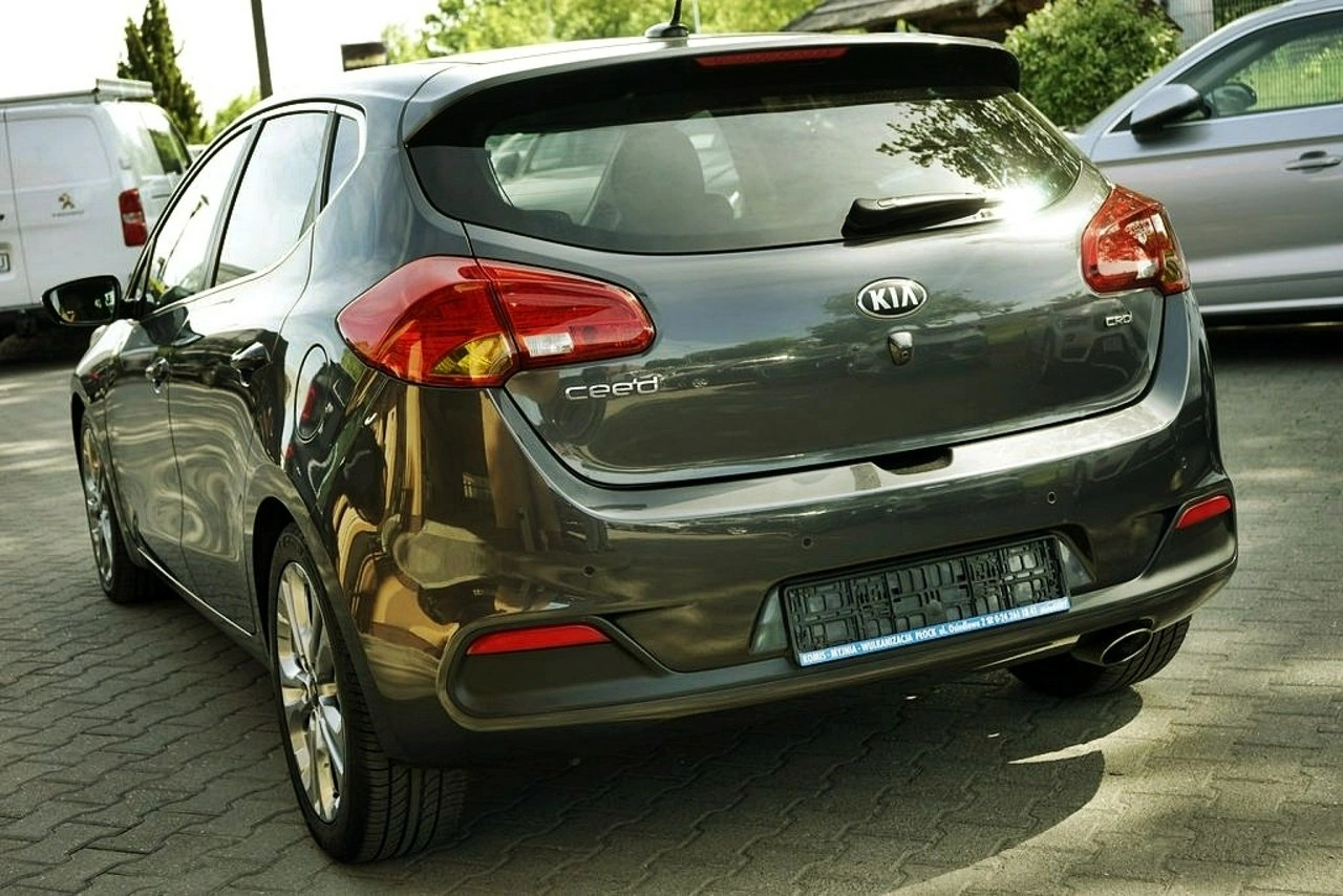 Kia Ceed - Zdjęcie 3