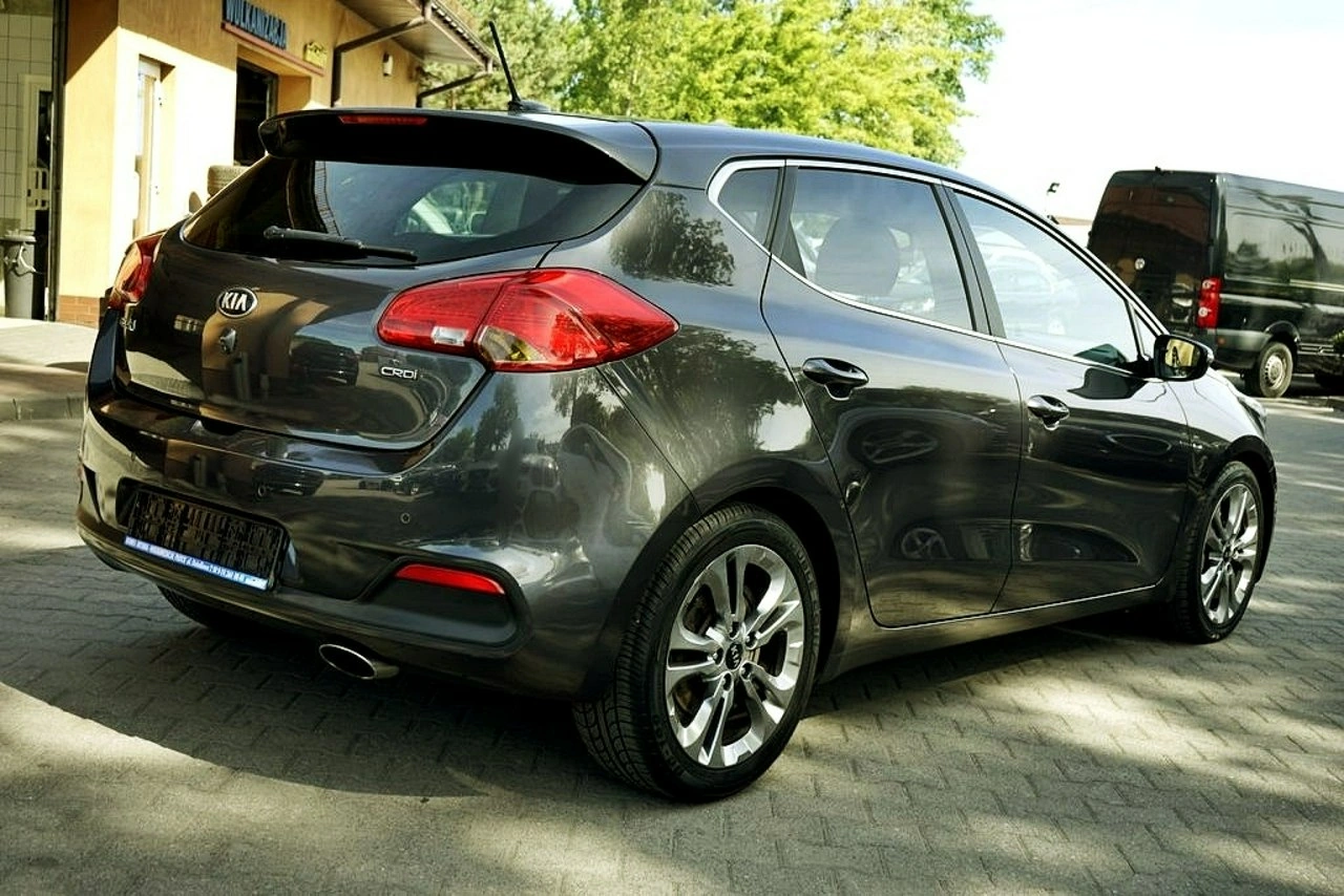 Kia Ceed - Zdjęcie 6