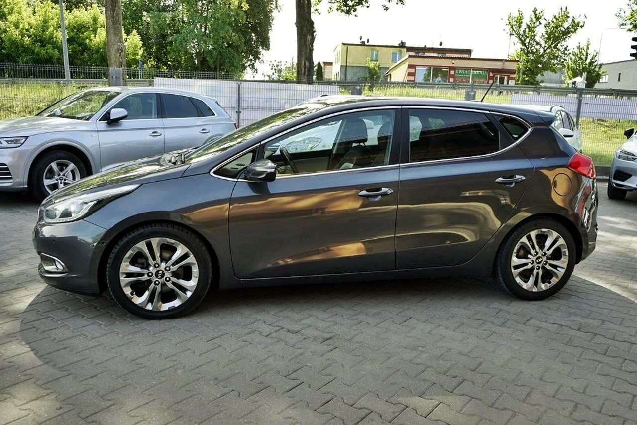 Kia Ceed - Zdjęcie 7