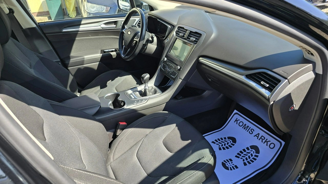 Ford Mondeo - Zdjęcie 12