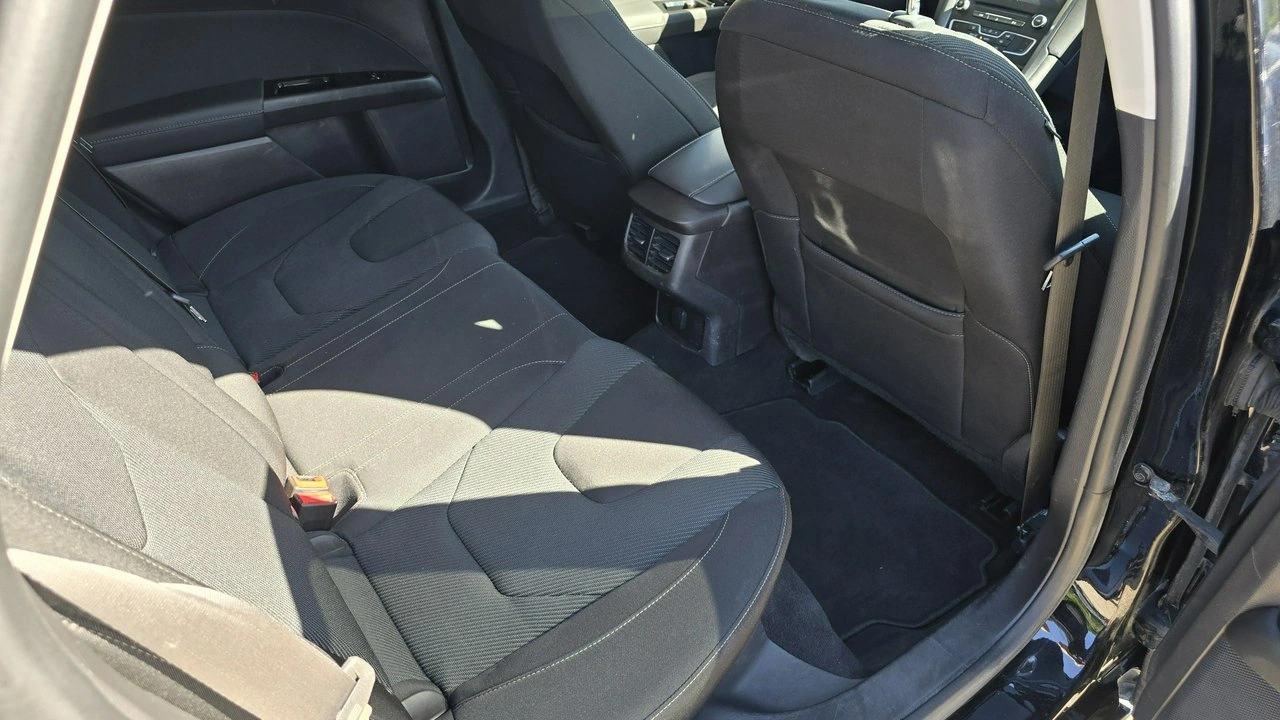 Ford Mondeo - Zdjęcie 13