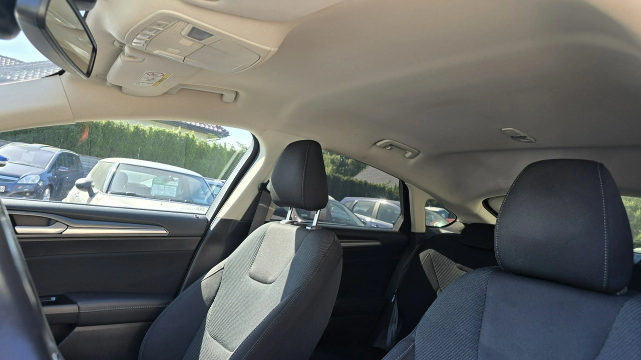 Ford Mondeo - Zdjęcie 22