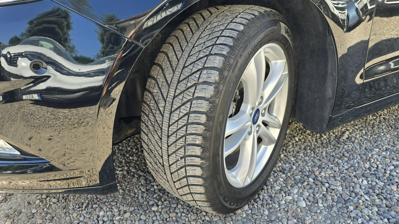 Ford Mondeo - Zdjęcie 26