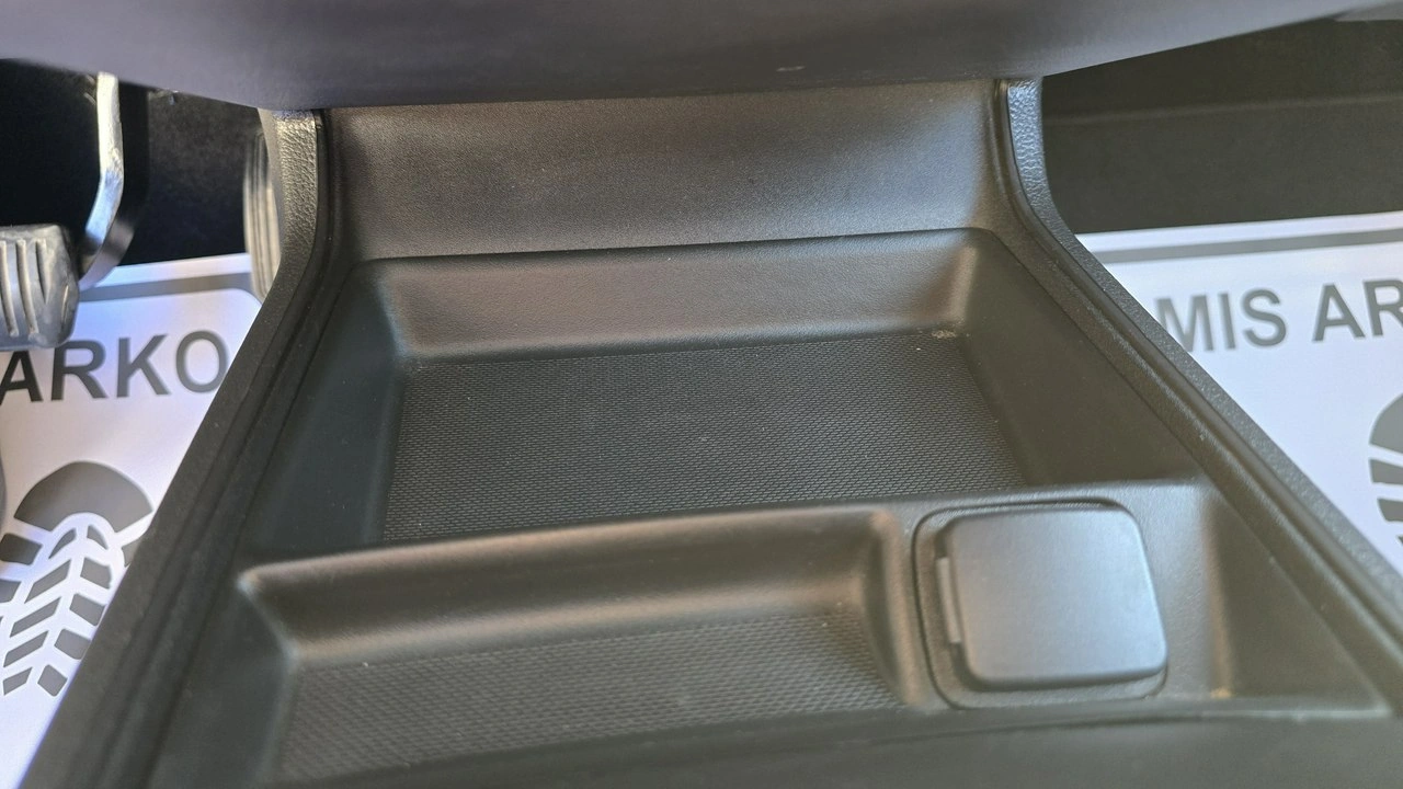 Ford Mondeo - Zdjęcie 27