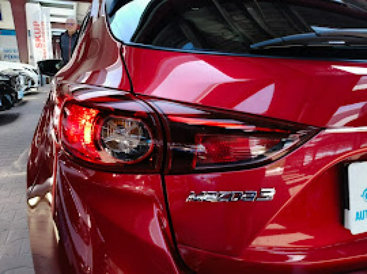 Mazda 3 - Zdjęcie 11