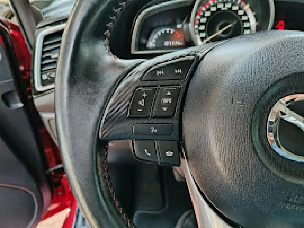 Mazda 3 - Zdjęcie 19