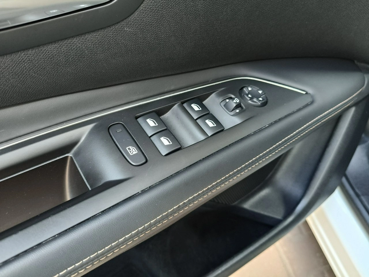 Peugeot 3008 - Zdjęcie 20