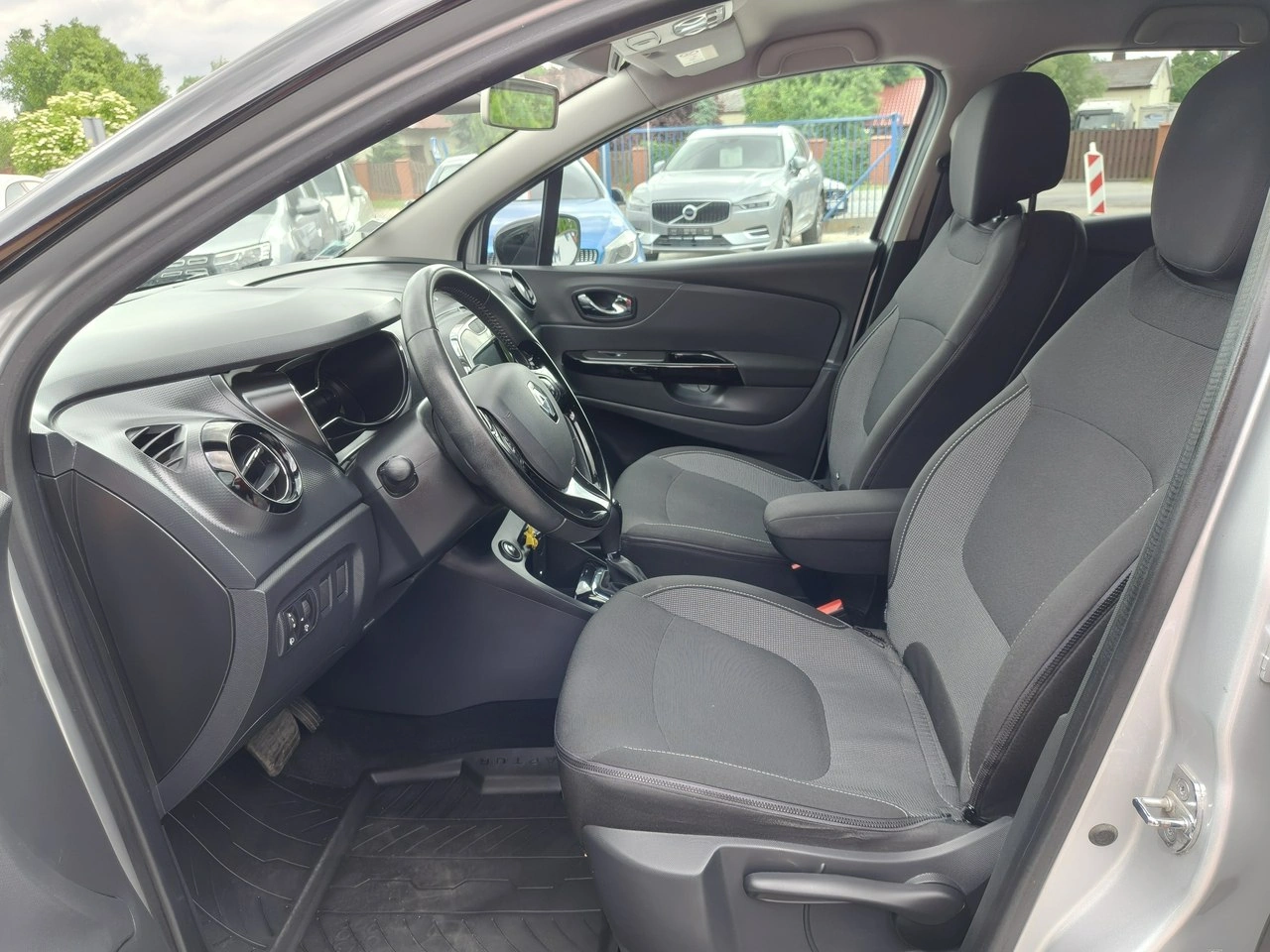 Renault Captur - Zdjęcie 8