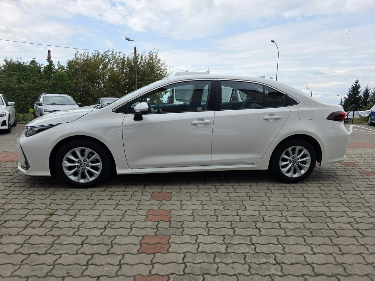 Toyota Corolla - Zdjęcie 9
