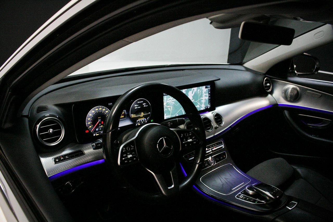 Mercedes E 220 - Zdjęcie 9