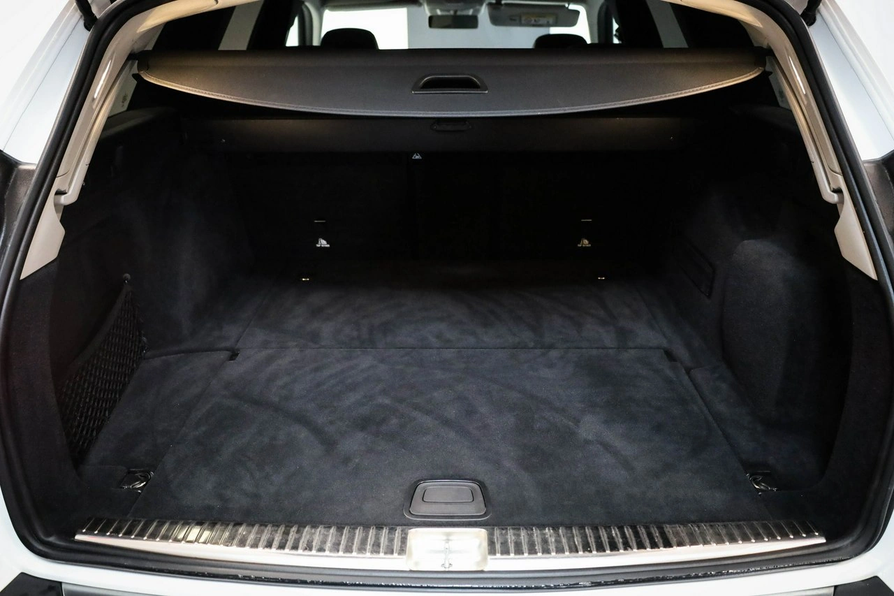Mercedes E 220 - Zdjęcie 14