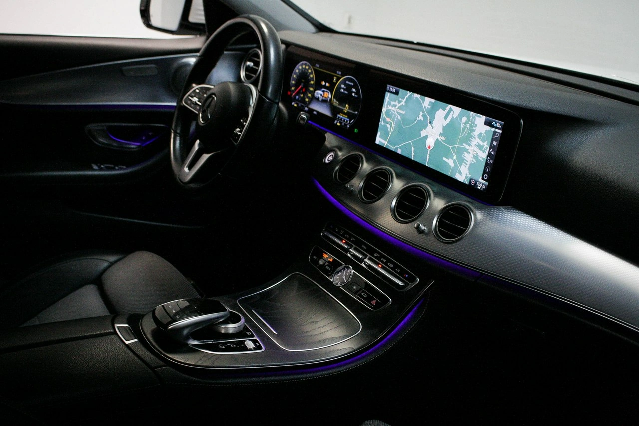 Mercedes E 220 - Zdjęcie 14