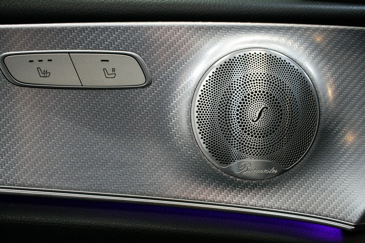 Mercedes E 220 - Zdjęcie 18