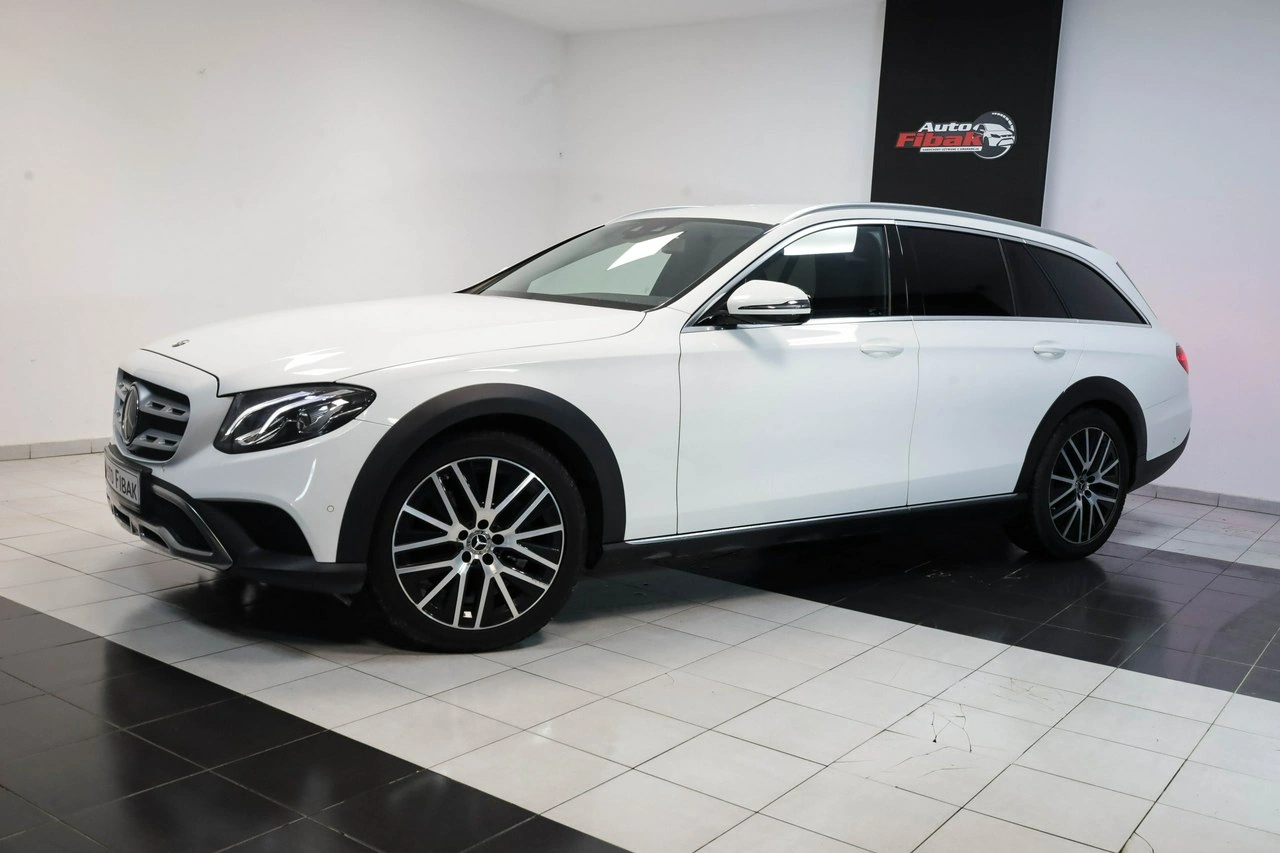 Mercedes E 220 - Zdjęcie 2