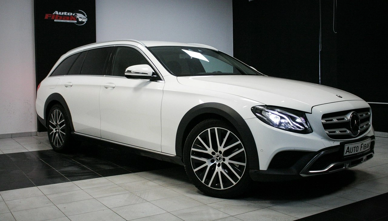 Mercedes E 220 - Zdjęcie 2