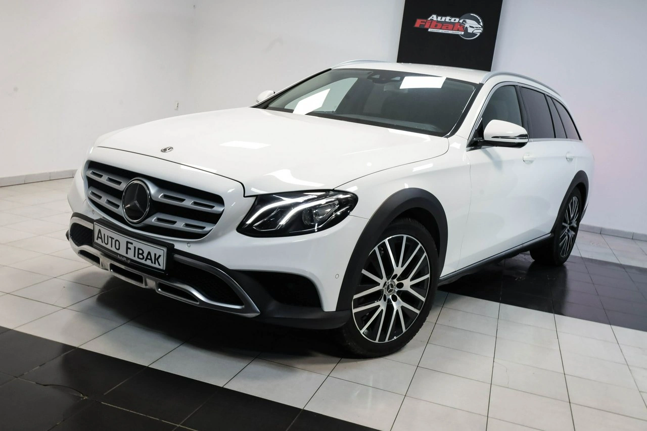 Mercedes E 220 - Zdjęcie 4
