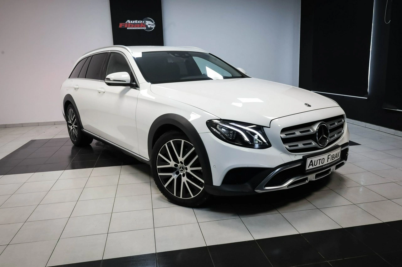 Mercedes E 220 - Zdjęcie 5