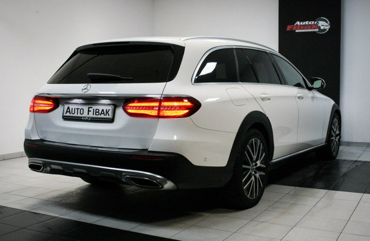 Mercedes E 220 - Zdjęcie 5