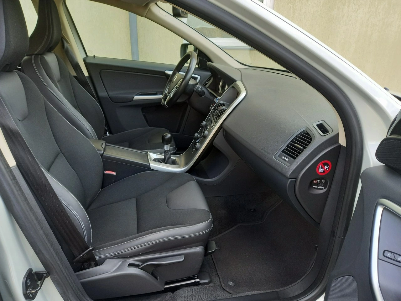 Volvo XC 60 - Zdjęcie 24