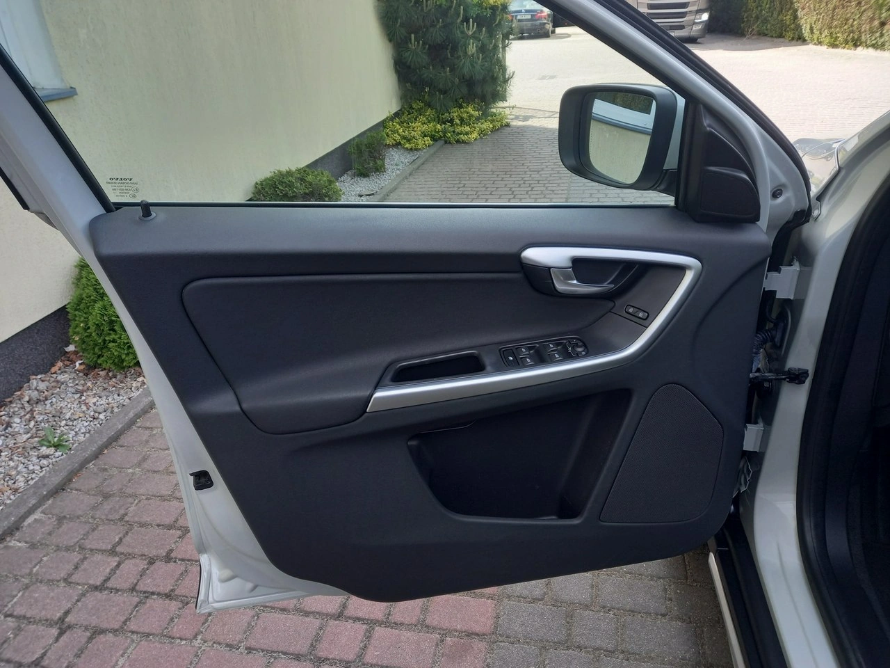 Volvo XC 60 - Zdjęcie 32