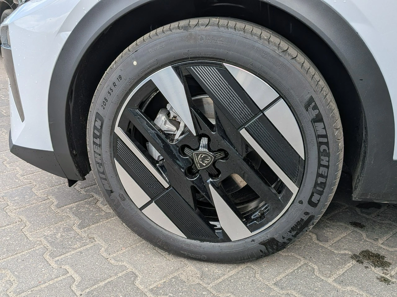 Peugeot 408 - Zdjęcie 9