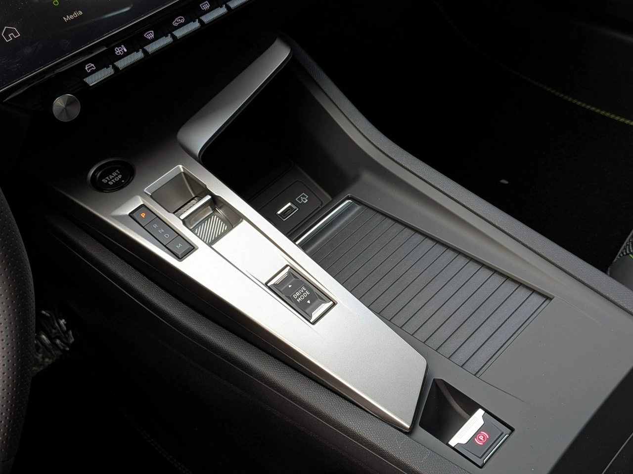 Peugeot 408 - Zdjęcie 19