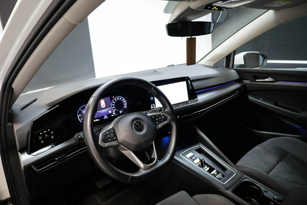 Volkswagen Golf - Zdjęcie 16