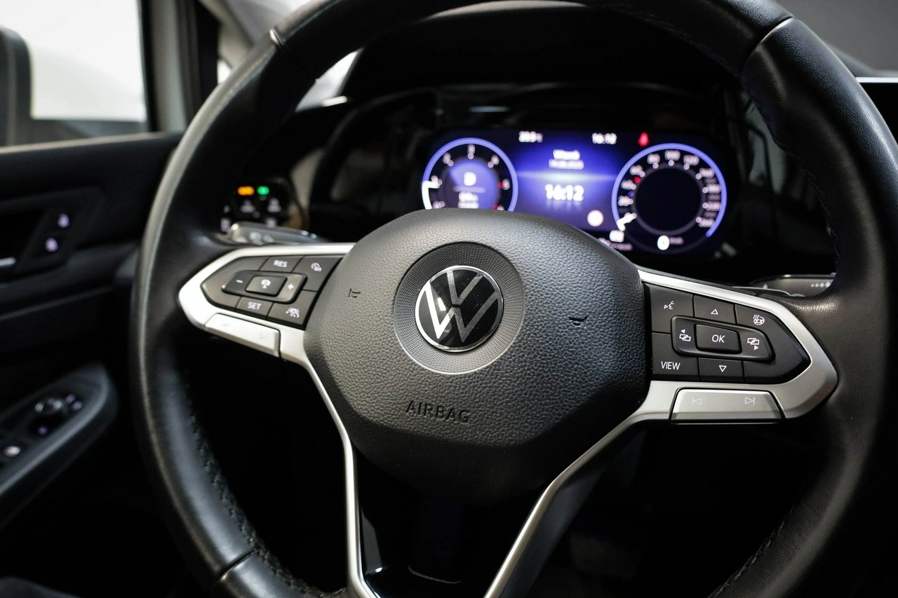 Volkswagen Golf - Zdjęcie 17