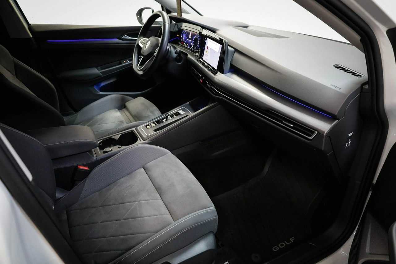 Volkswagen Golf - Zdjęcie 21