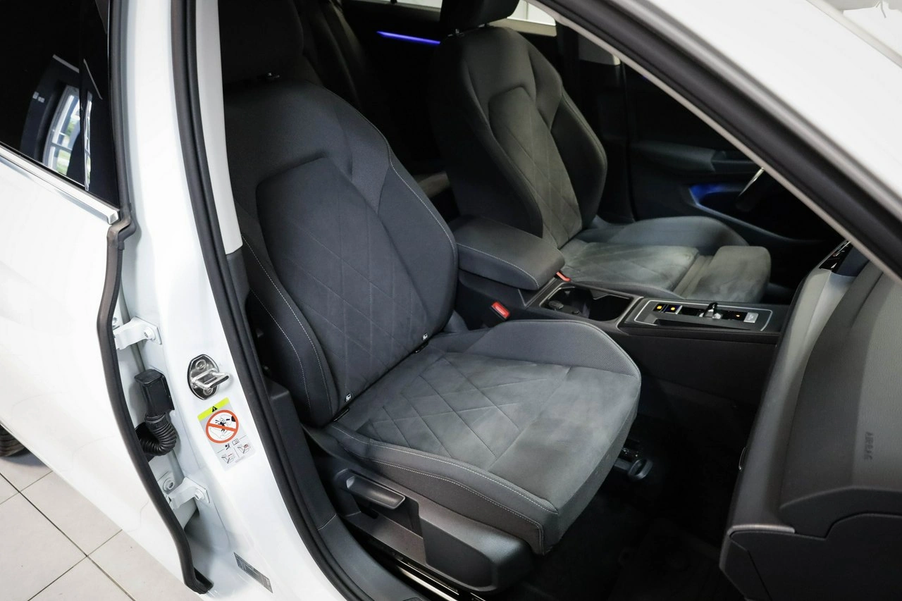 Volkswagen Golf - Zdjęcie 22