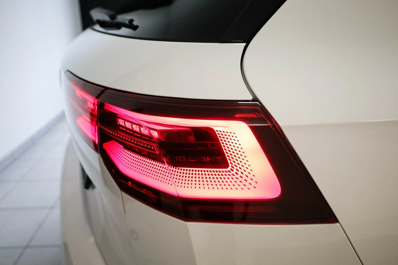 Volkswagen Golf - Zdjęcie 7