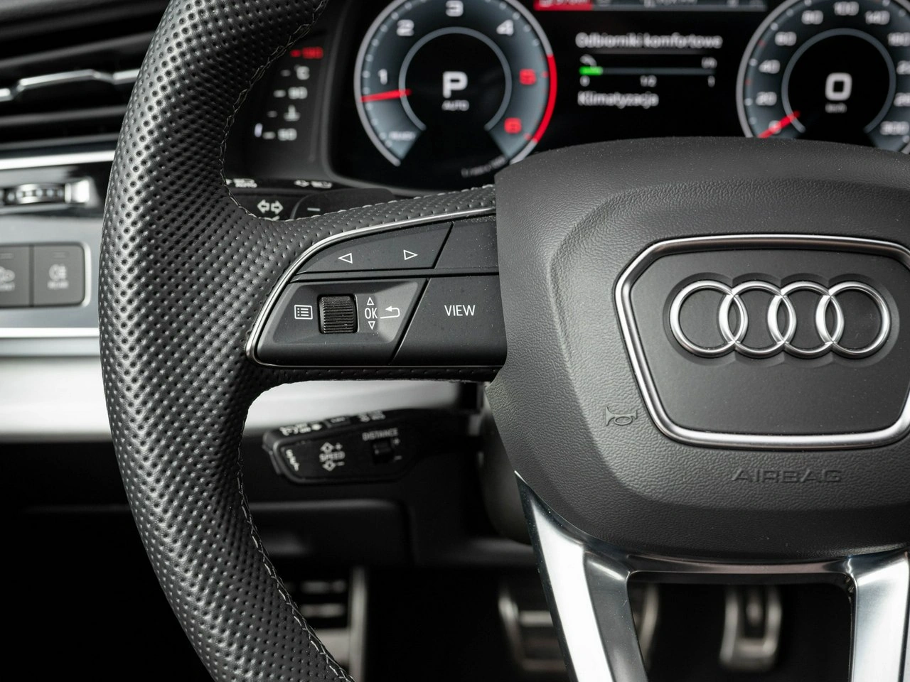 Audi Q8 - Zdjęcie 12