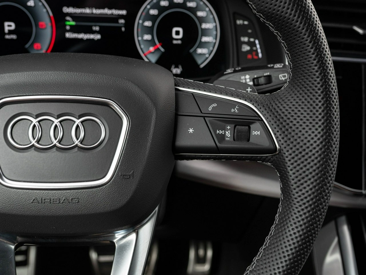 Audi Q8 - Zdjęcie 13