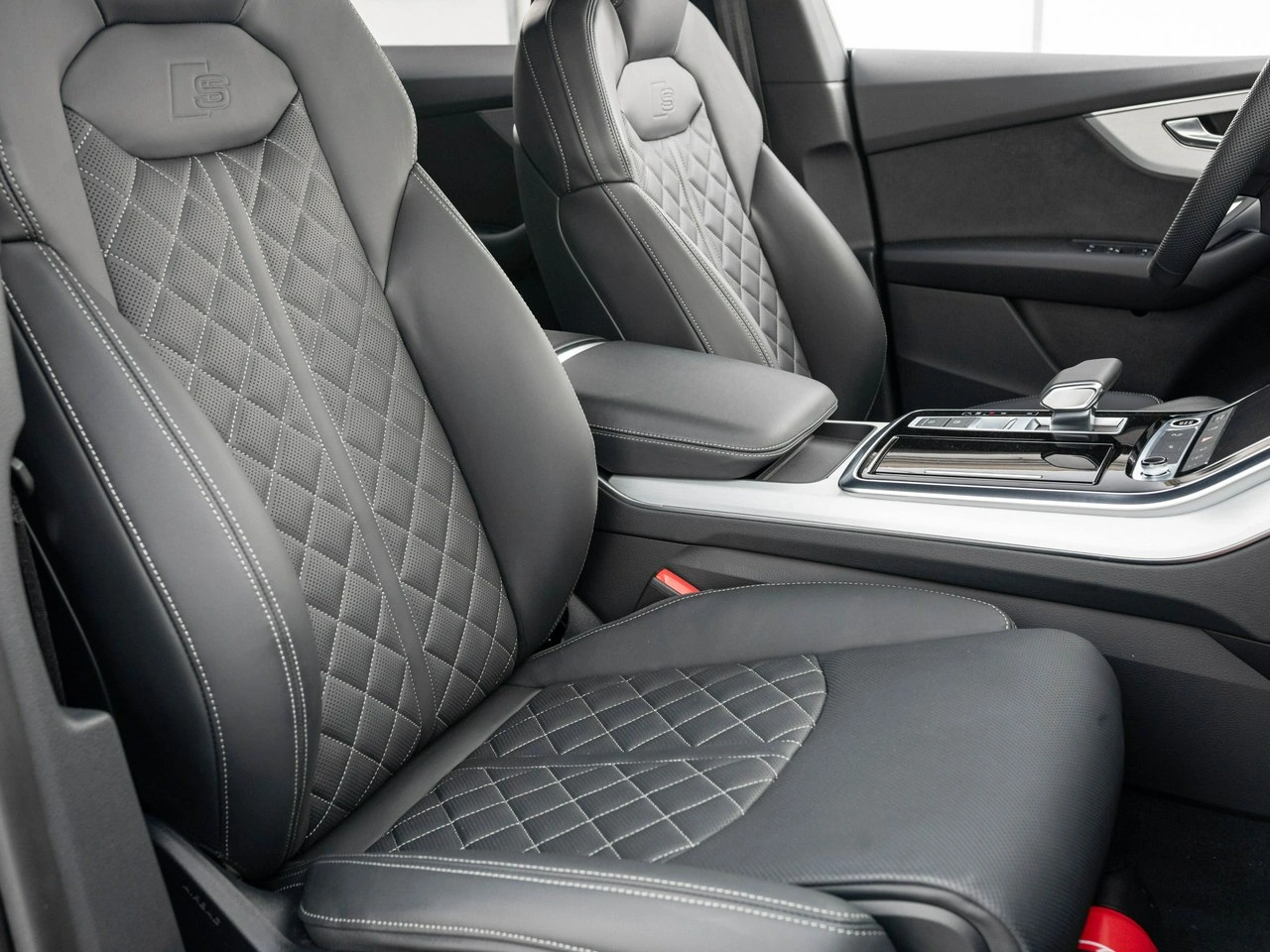 Audi Q8 - Zdjęcie 27