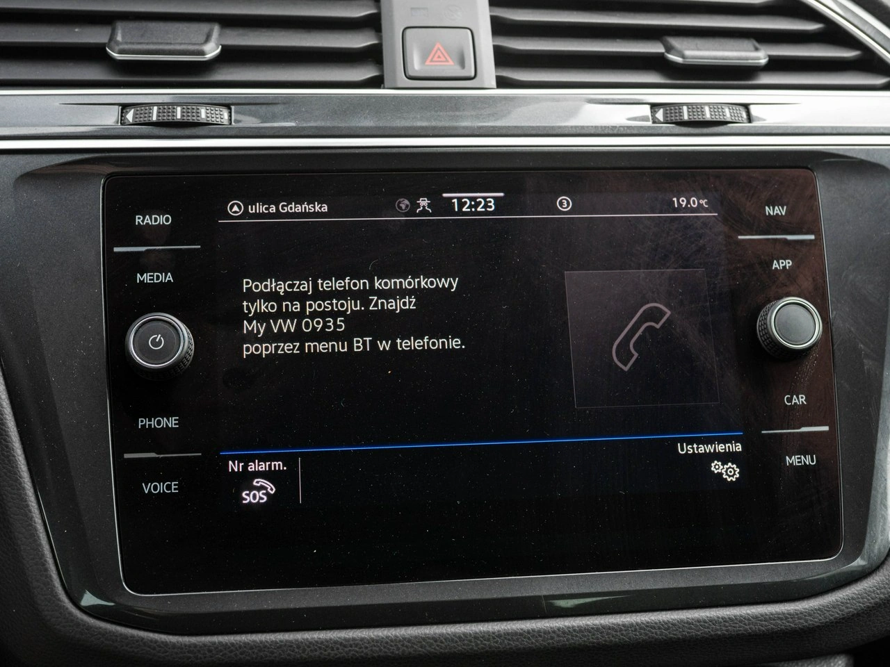 Volkswagen Tiguan - Zdjęcie 18